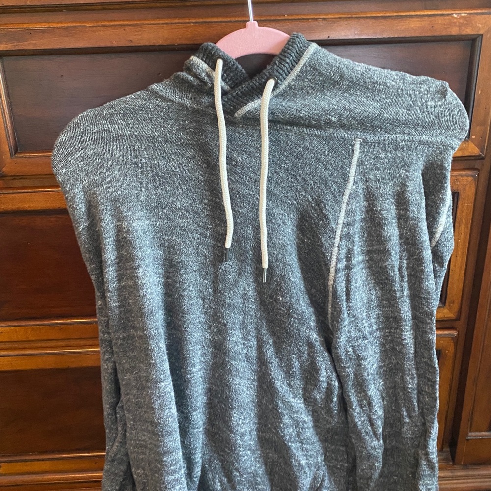 Mens slouchy comfy cozy grey Gap hoodie
